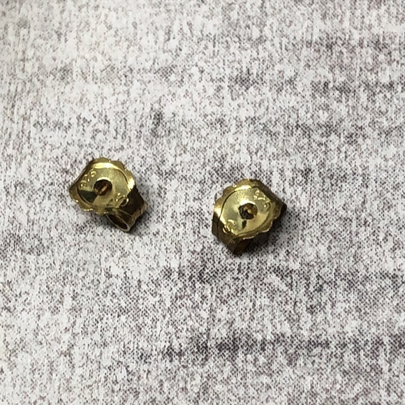 Gold over sterling silver dazzling post/stud CZ earrings, unisex. - Picture 4 of 5